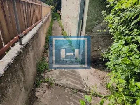 Prodaja, kuća, 79m², Centar, Jagodina - image 16