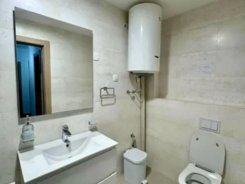 Izdavanje, dvosoban stan, 70m², Master Kvart, Podgorica - image 4