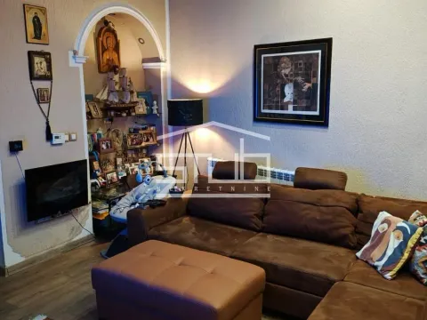 Prodaja, trosoban stan, 70m², Senjak, Beograd - image 3