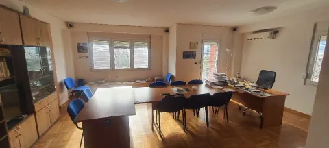 Prodaja, trosoban stan, 91m², 1 maj, Podgorica - image 15