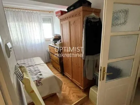 Prodaja, četvorosoban stan, 99m², Stari Grad, Beograd - image 10