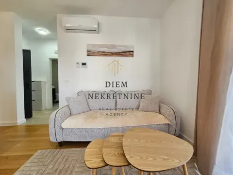 Rent, one bedroom apartment, 50m², Centar, Bar - image 11