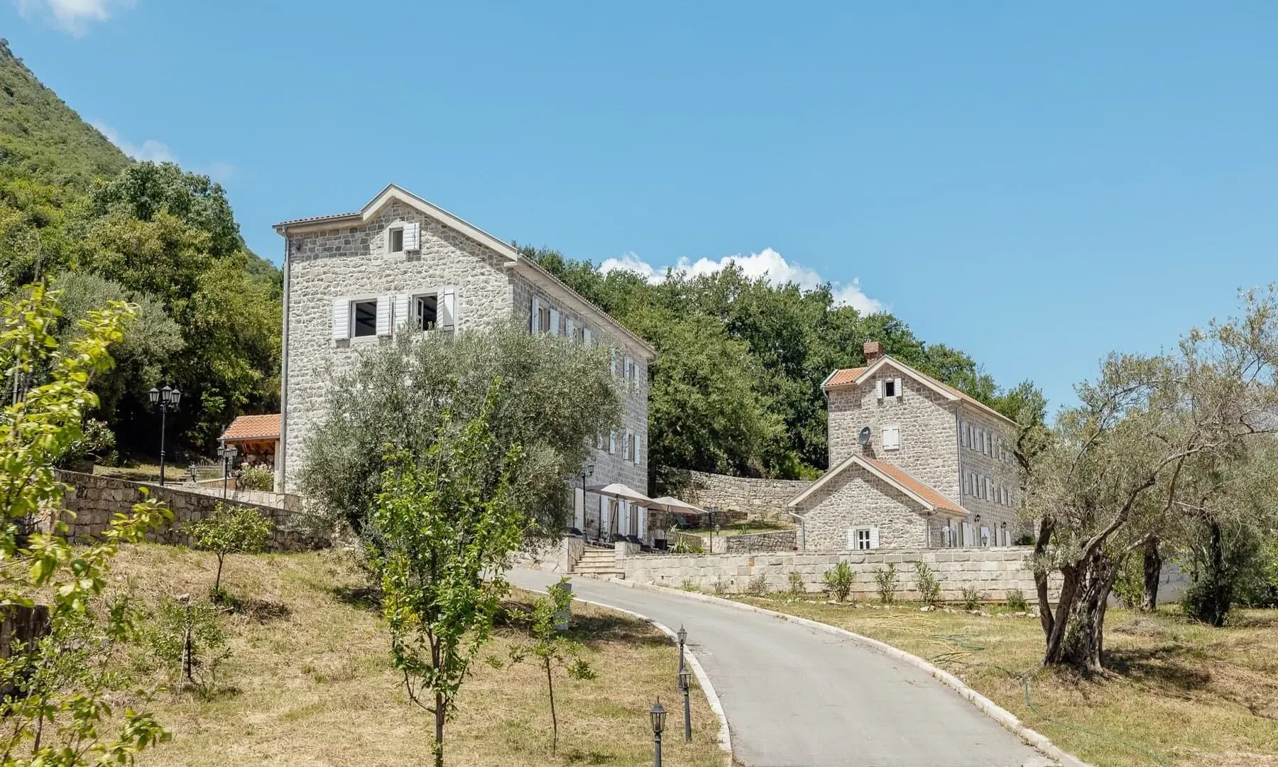 Sale, house, 800m², Prčanj, Kotor