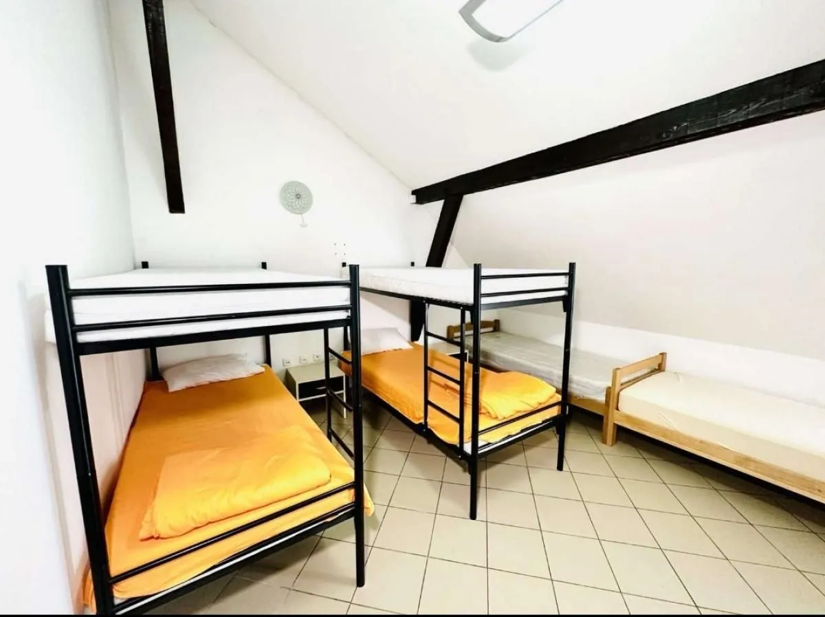 Sale, office space, 720m², Berbersko staro, Zrenjanin