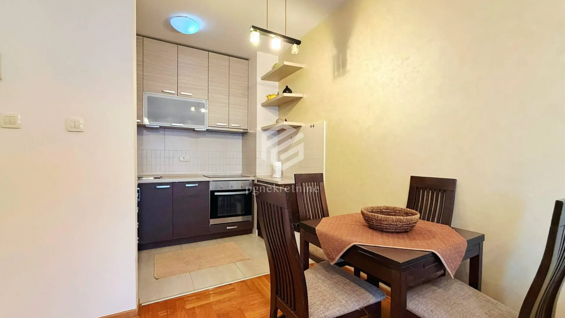 Rent, one bedroom apartment, 45m², Pobrežje, Podgorica
