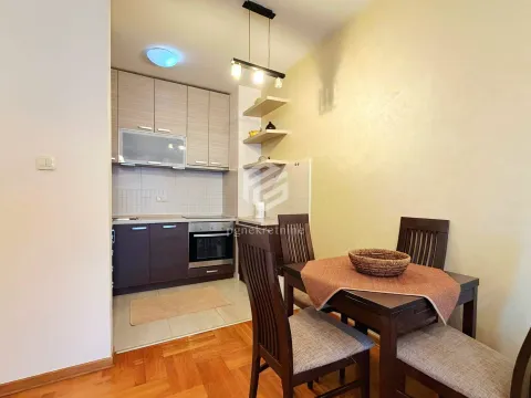 Prodaja, jednosoban stan, 45m², Pobrežje, Podgorica - image 3