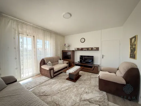 Rent, two bedroom apartment, 105m², Tološi, Podgorica - image 4