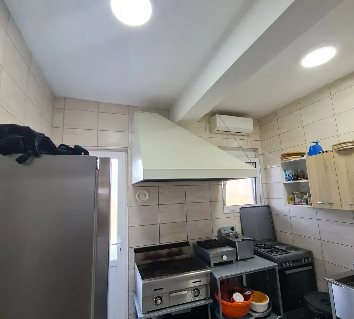 Prodaja, ugostiteljski objekat, 900m², Ulcinj, Crna Gora