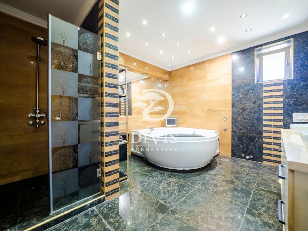 Izdavanje, kuća, 720m², Višnjička Banja, Palilula Sve Podlokacije