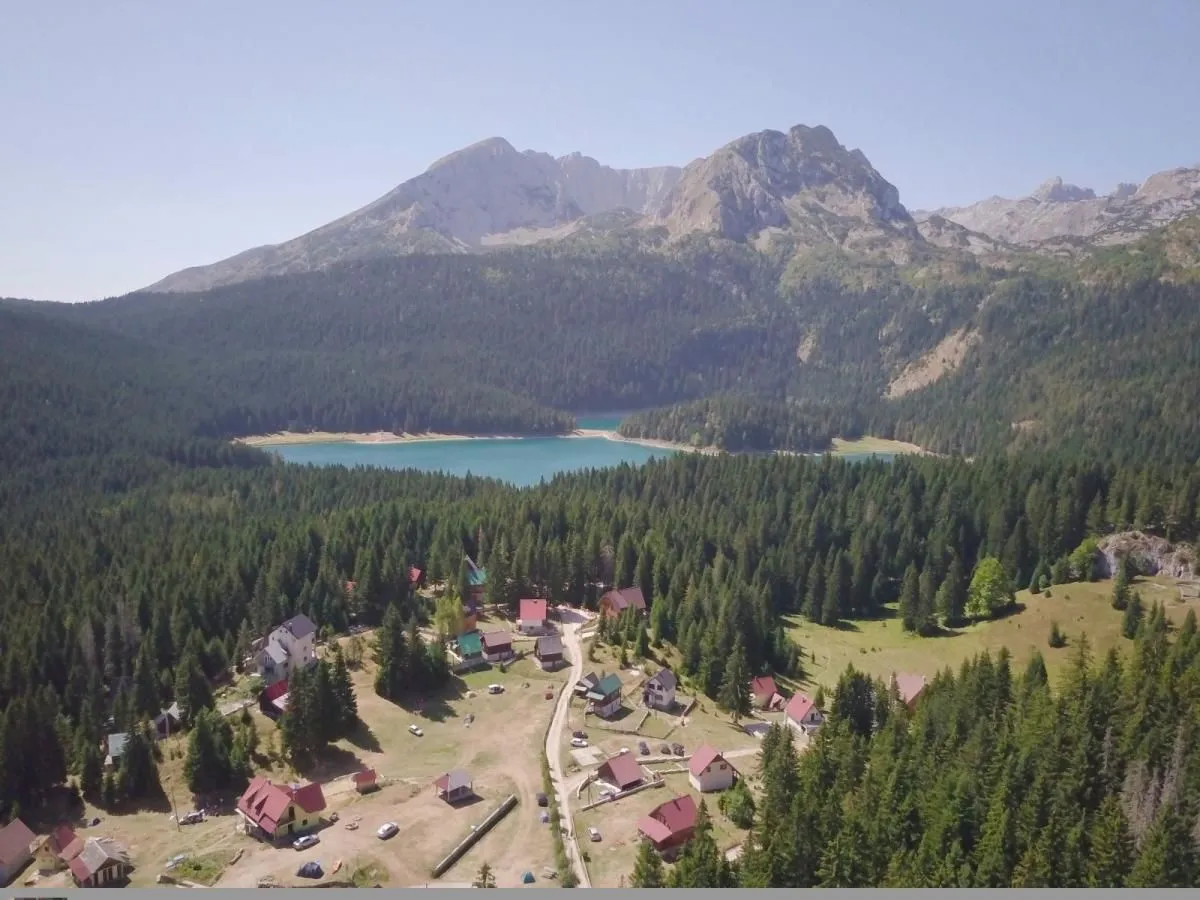 Prodaja, kuća, 375m², Žabljak, Crna Gora