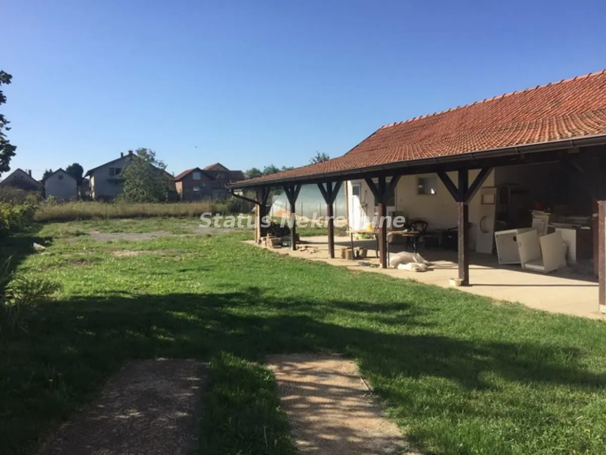 Izdavanje, četvorosoban stan, 89m², Futog, Novi Sad Sve Podlokacije