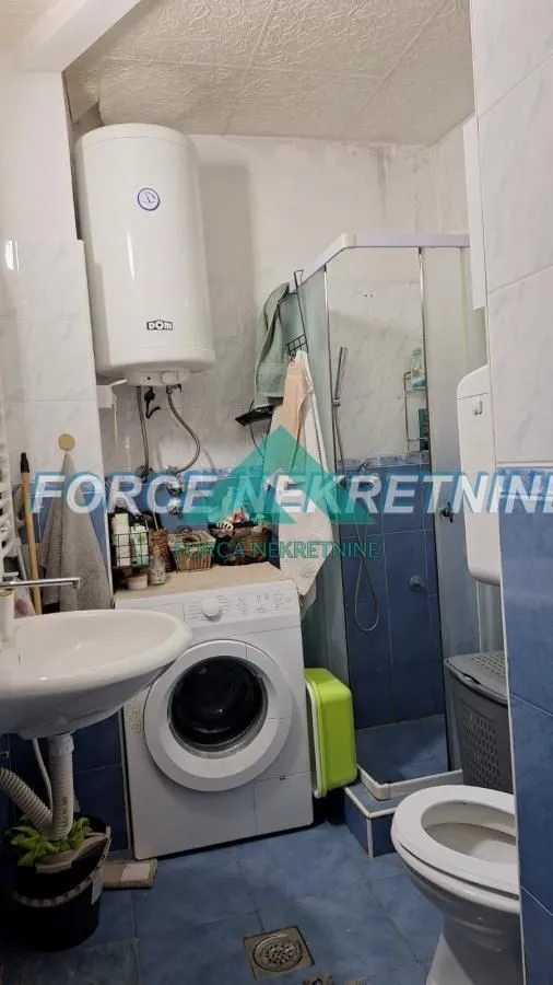 Sale, four bedroom apartment, 104m², Voždovac Sve Podlokacije, Beograd