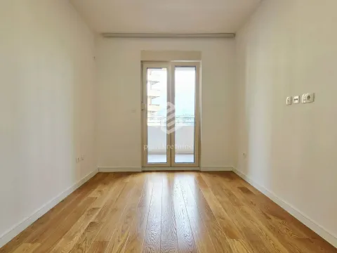 Rent, two bedroom apartment, 71m², Central Point, Podgorica - image 3