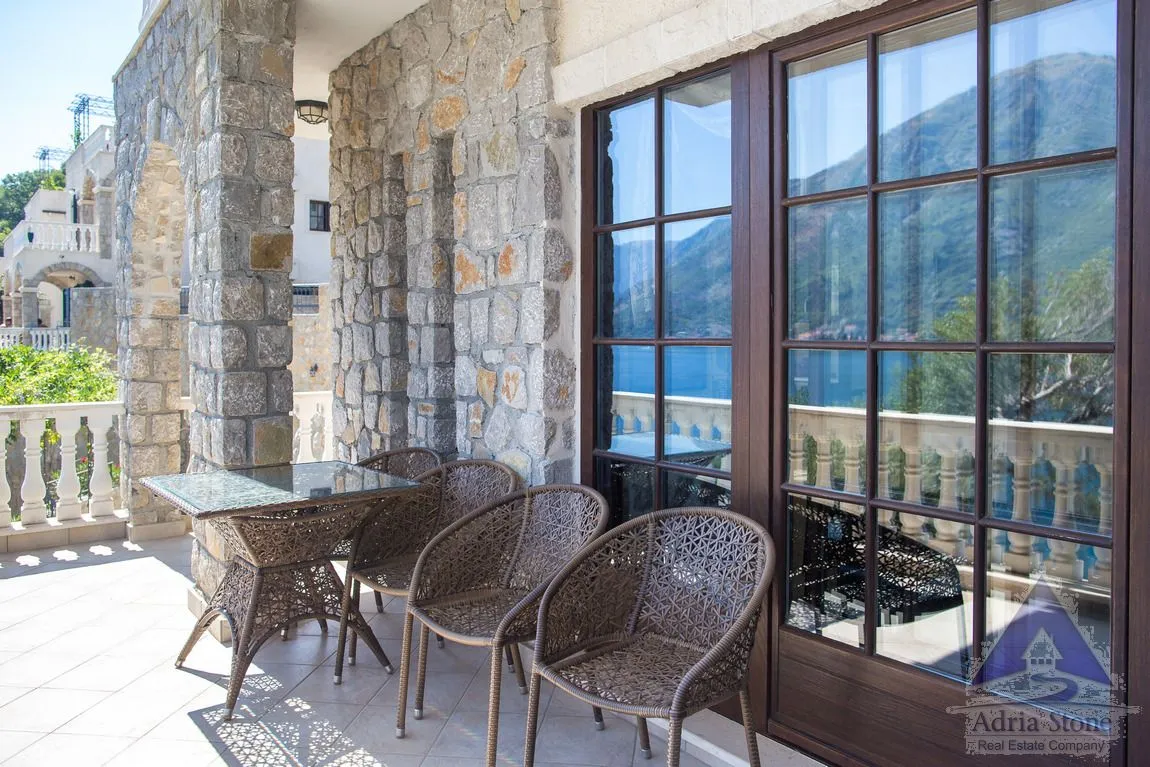 Prodaja, ugostiteljski objekat, 235m², Kostanjica, Kotor