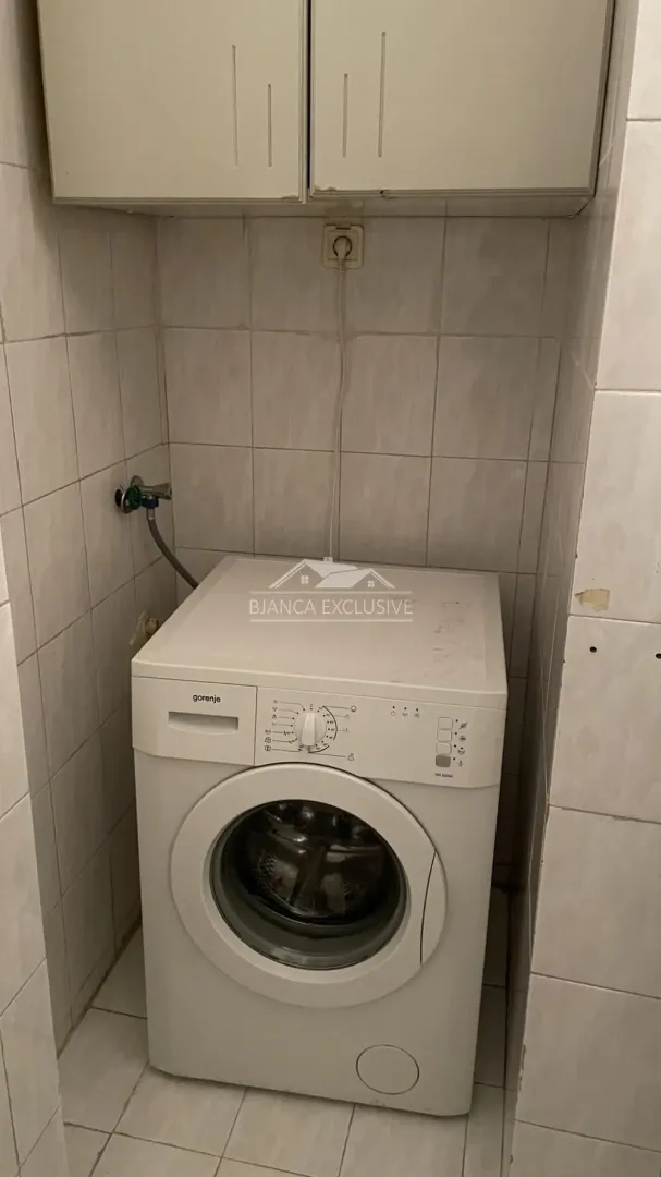 Prodaja, trosoban stan, 83m², Čukarica, Beograd