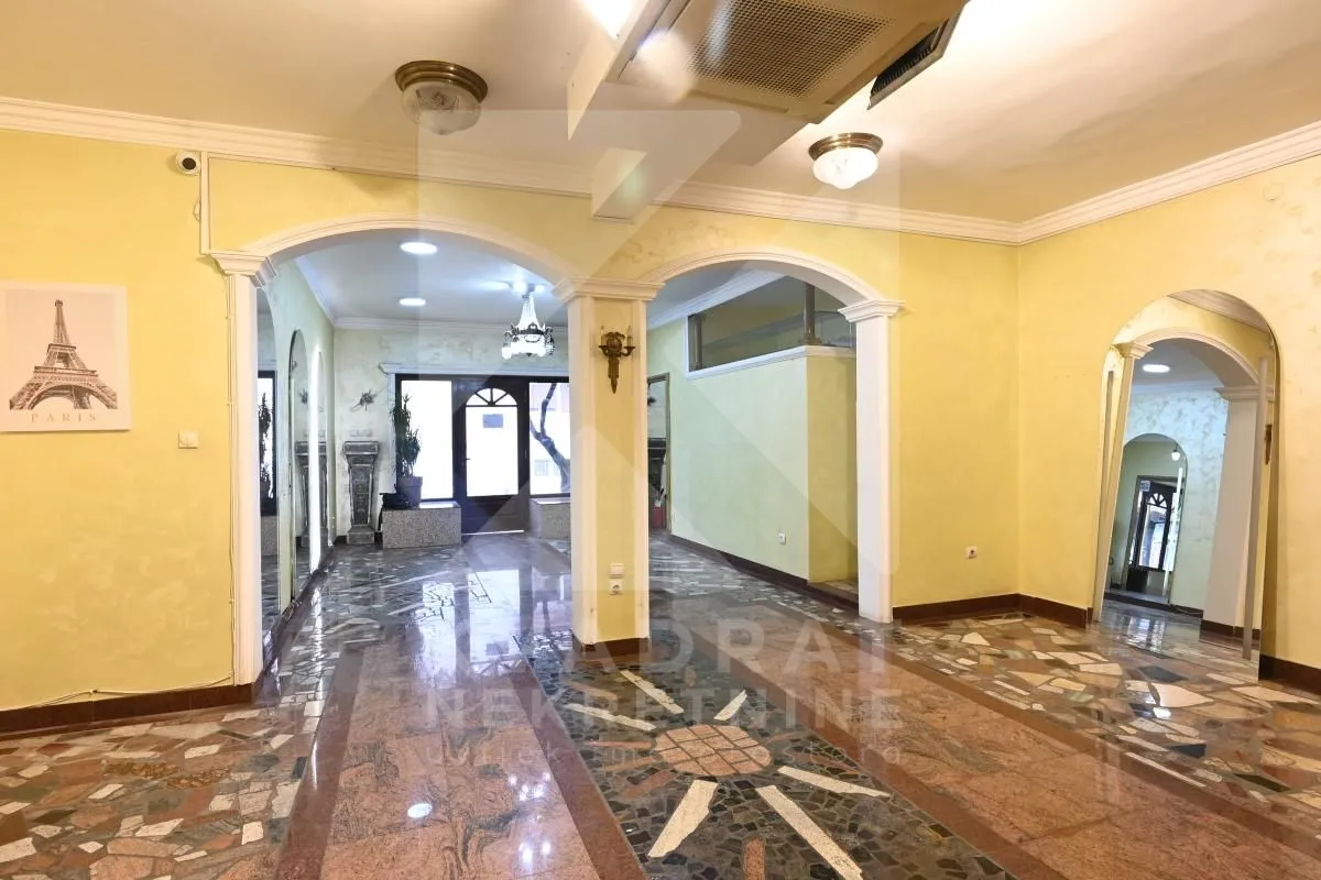 Rent, office space, 90m², Centar, Podgorica