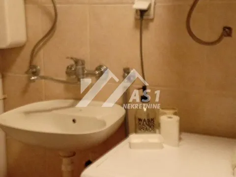 Izdavanje, jednosoban stan, 38m², Centar, Novi Sad - image 6