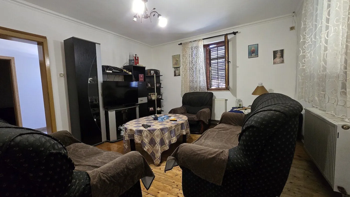 Prodaja, kuća, 236m², Velje Brdo, Podgorica
