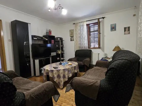 Sale, house, 236m², Velje Brdo, Podgorica - image 4