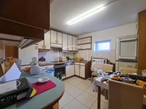 Prodaja, kuća, 260m², Bajmok, Subotica - image 11