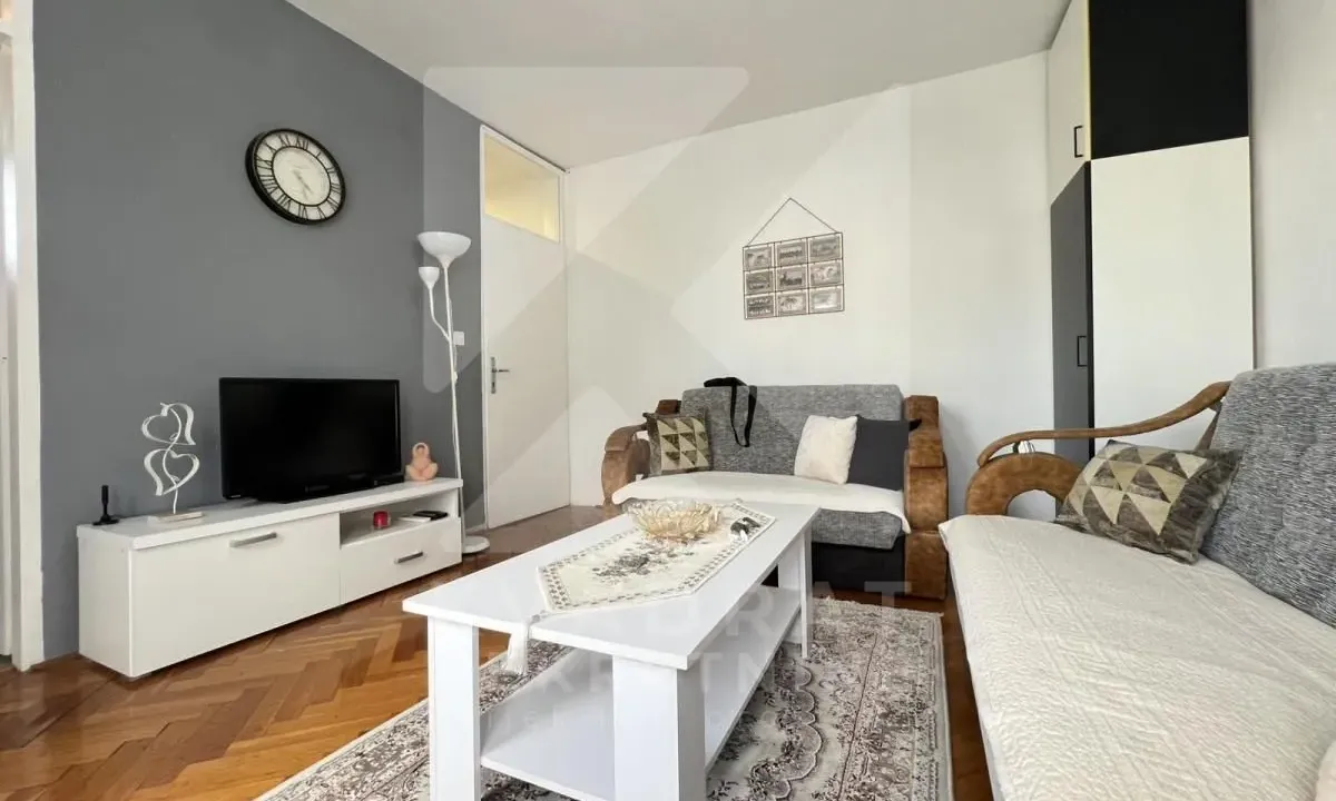 Rent, studio apartment, 25m², Stari Aerodrom, Podgorica