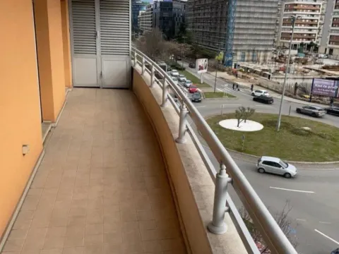 Izdavanje, dvosoban stan, 76m², City Kvart, Podgorica - image 10