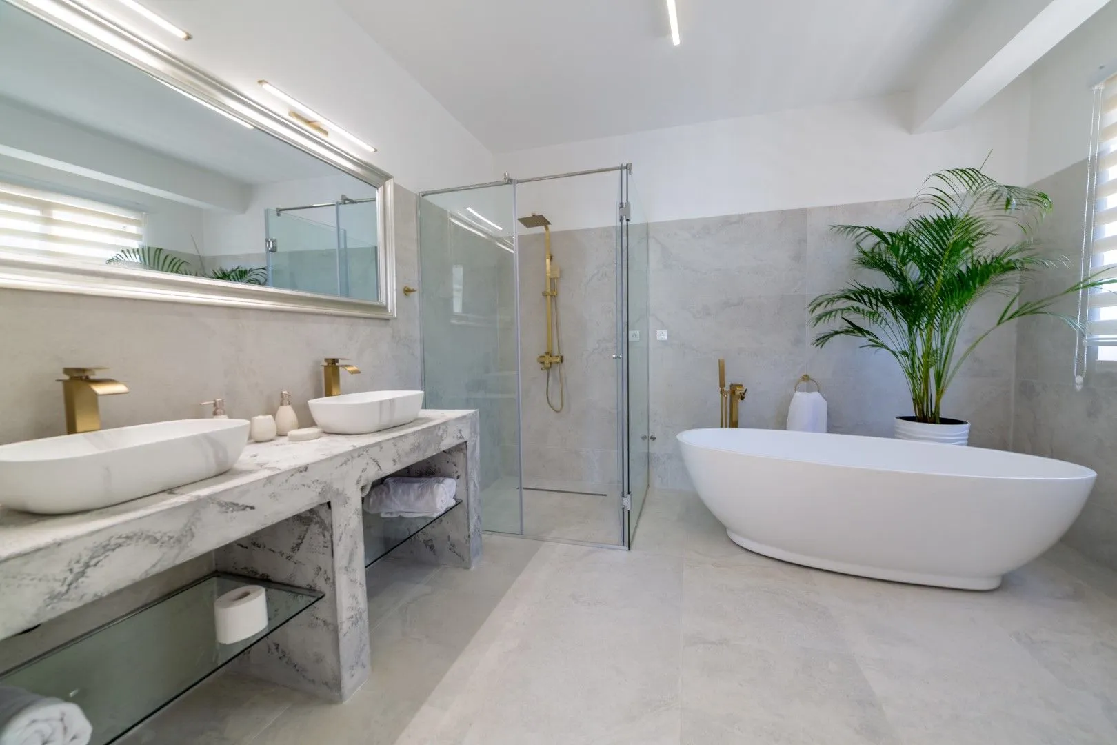 Rent, house, 315m², Tivat, Crna Gora