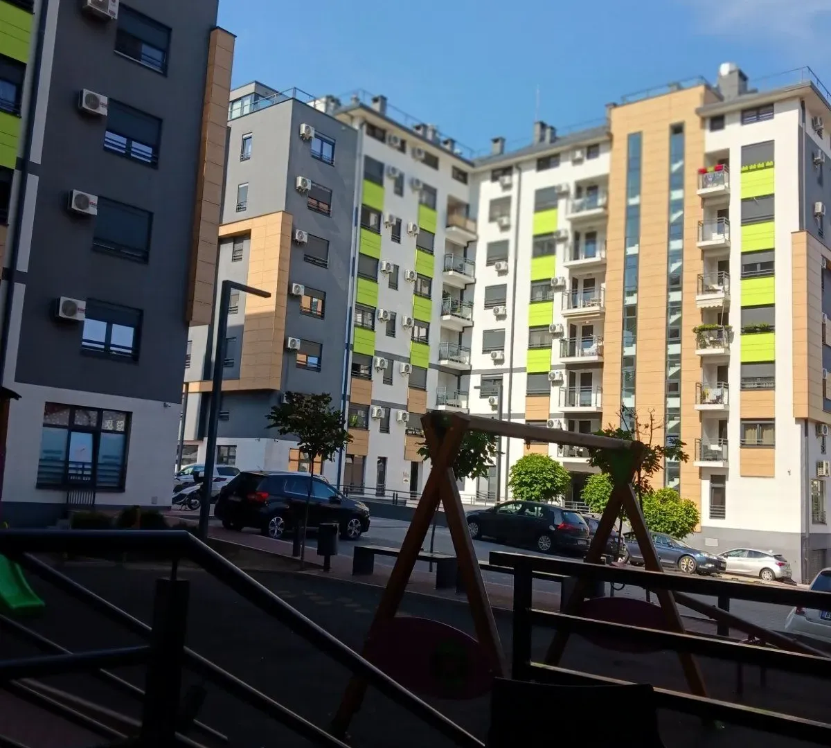 Prodaja, četvorosoban stan, 72m², Altina, Beograd