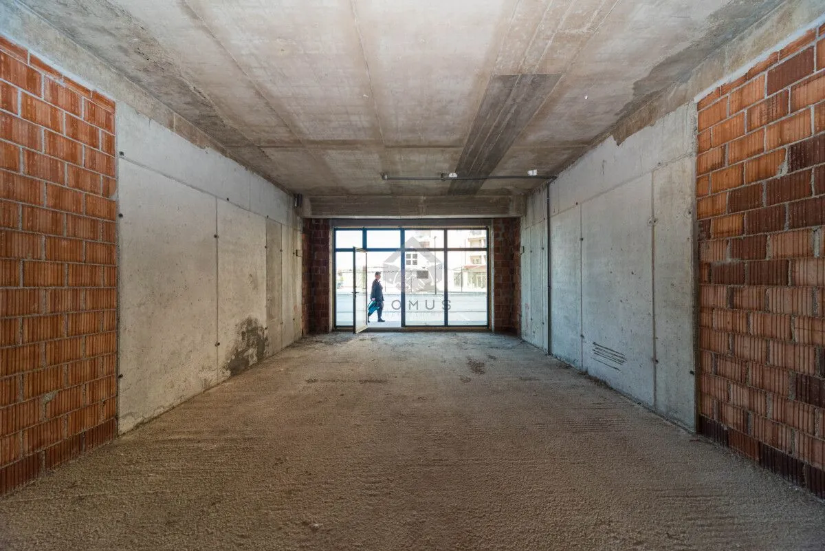 Rent, office space, 50m², Stari Aerodrom, Podgorica