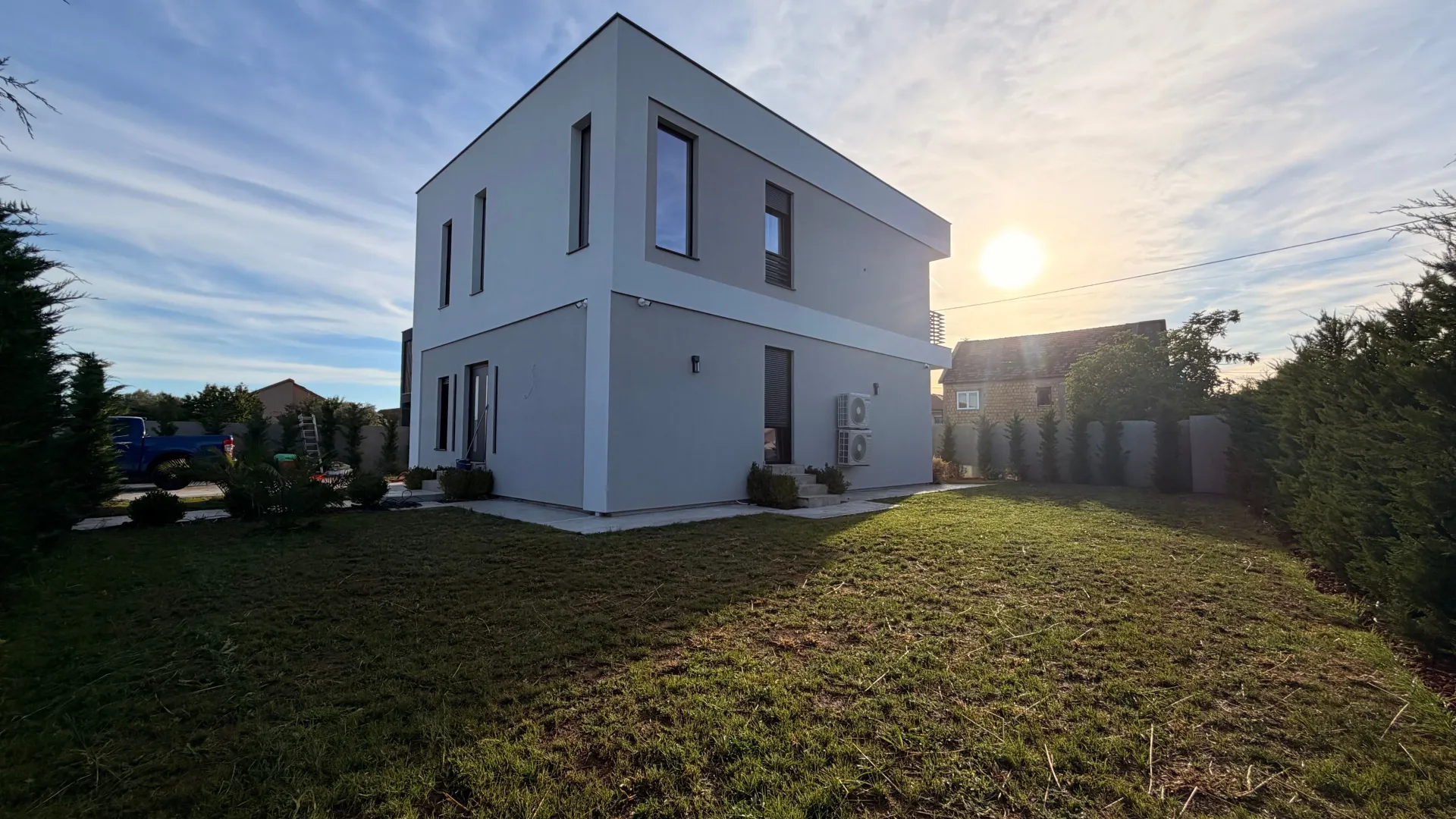 Rent, house, 225m², Gornja Gorica, Podgorica