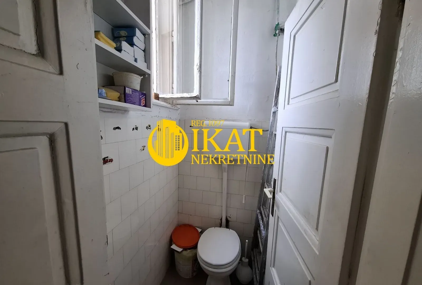 Sale, four bedroom apartment, 107m², Cvetni Trg, Vračar Sve Podlokacije