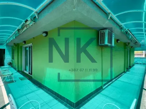 Prodaja, trosoban stan, 130m², Stari Aerodrom, Podgorica - image 11