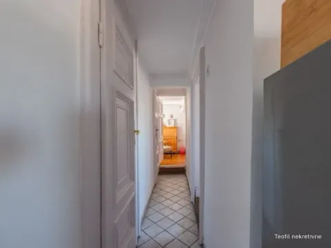 Prodaja, trosoban stan, 100m², Vračar, Šid - image 5