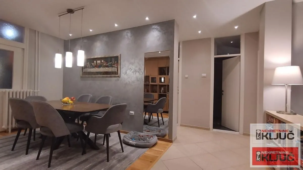Prodaja, trosoban stan, 75m², Novo naselje, Novi Sad