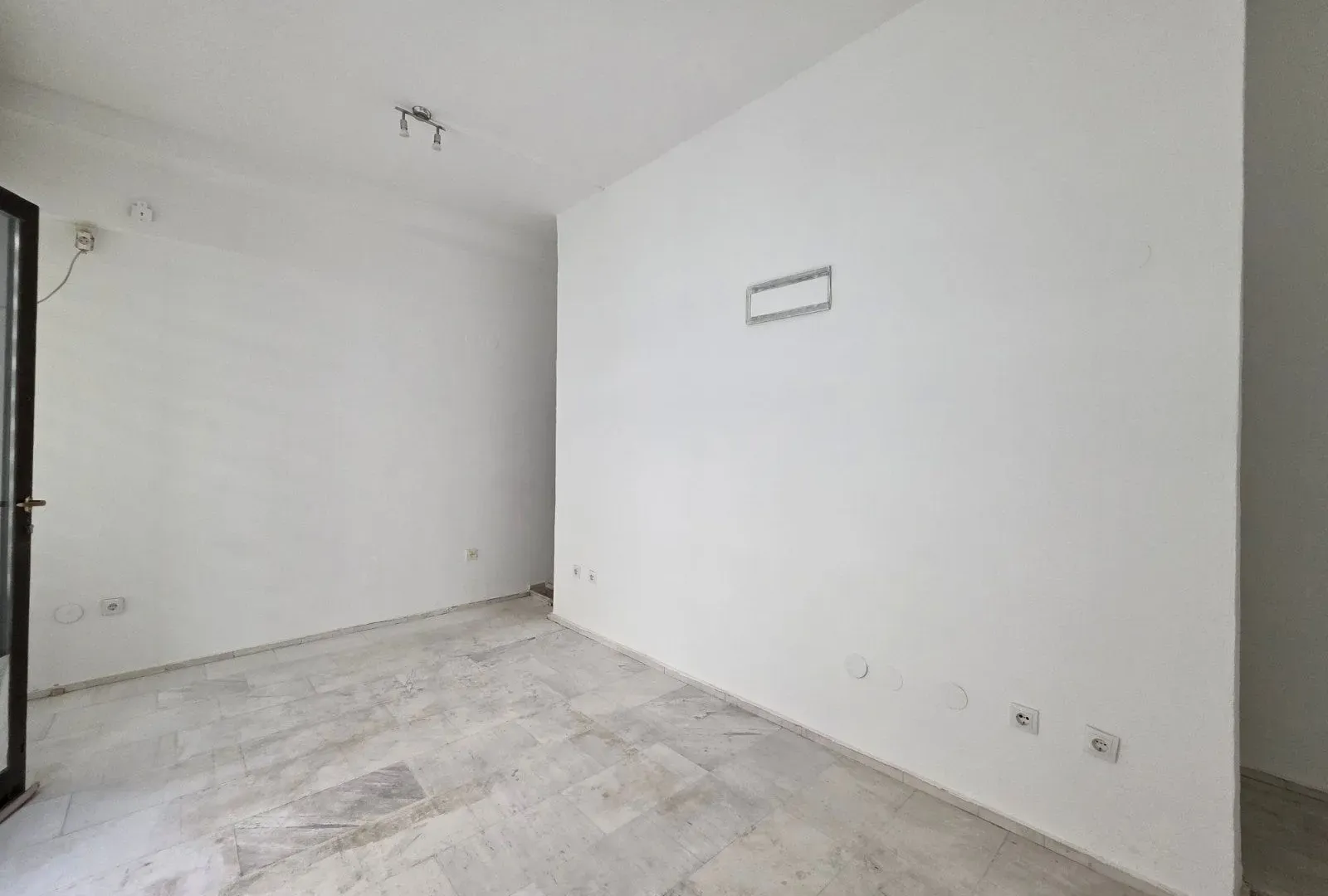 Sale, office space, 18m², Budva, Crna Gora