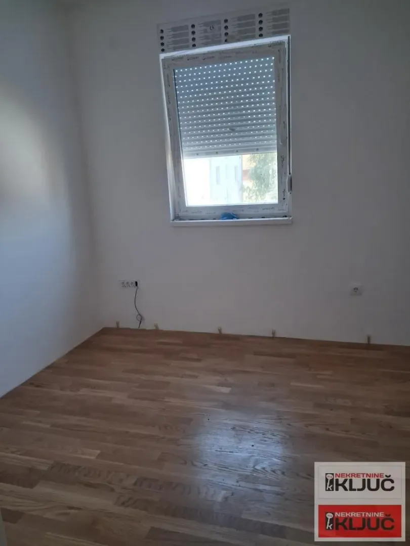 Prodaja, četvorosoban stan, 76m², Adice, Novi Sad Sve Podlokacije