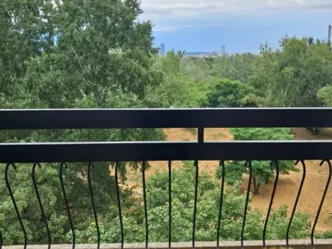 Izdavanje, trosoban stan, 68m², Novi Beograd Blok 70, Novi Beograd Sve Podlokacije - image 2