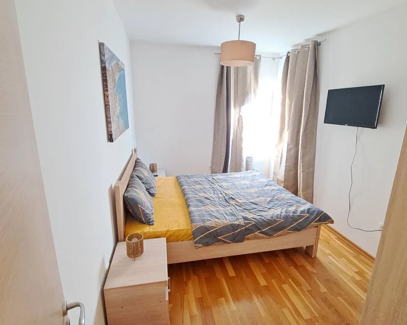 Rent, one bedroom apartment, 60m², Lazi, Budva