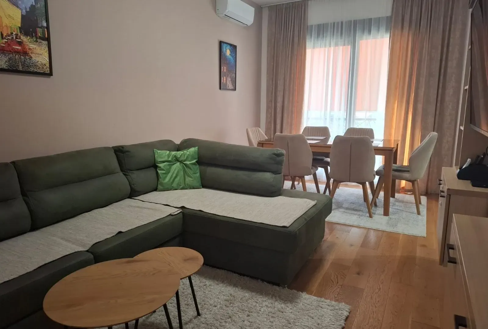 Rent, two bedroom apartment, 60m², Kalimanj, Tivat