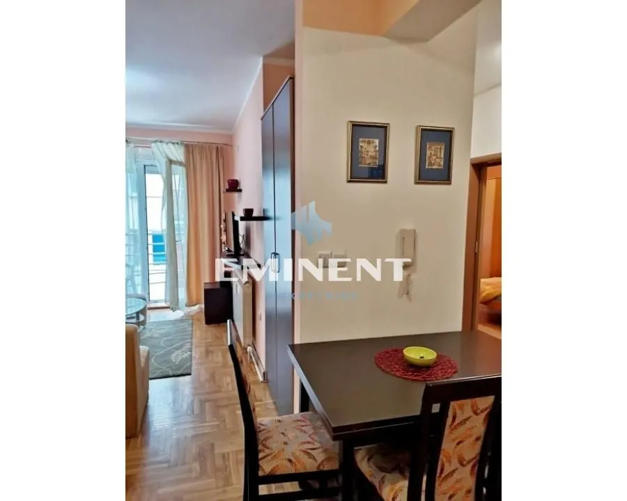 Rent, apartment, 58m², Đeram Pijaca, Beograd