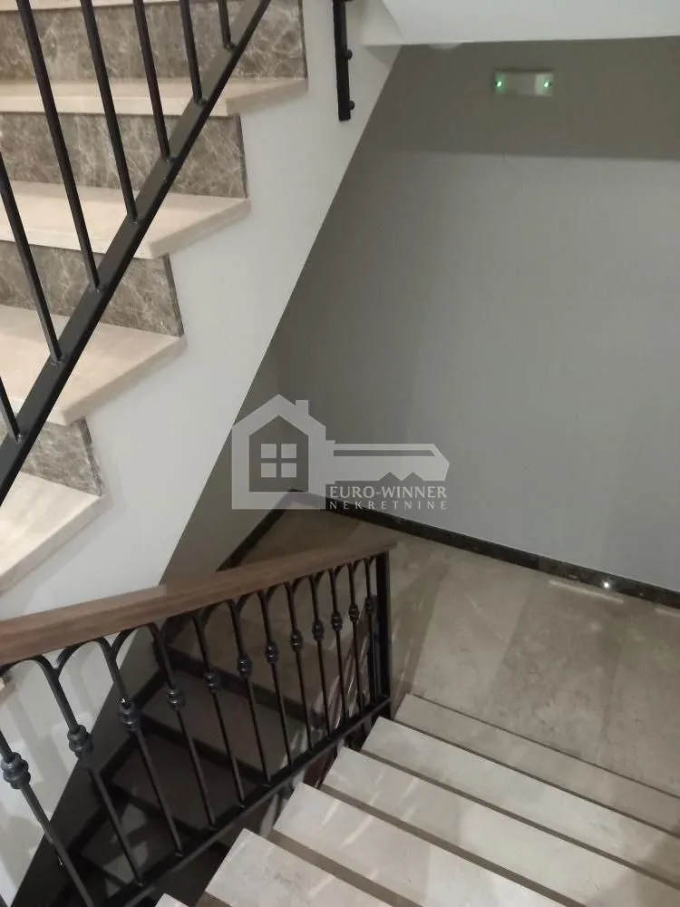 Rent, two bedroom apartment, 71m², Čubura, Beograd