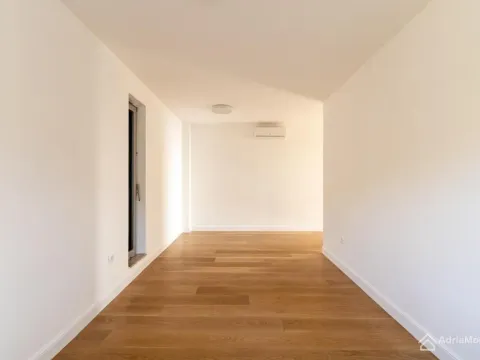 Prodaja, trosoban stan, 160m², Pržno, Budva - image 12