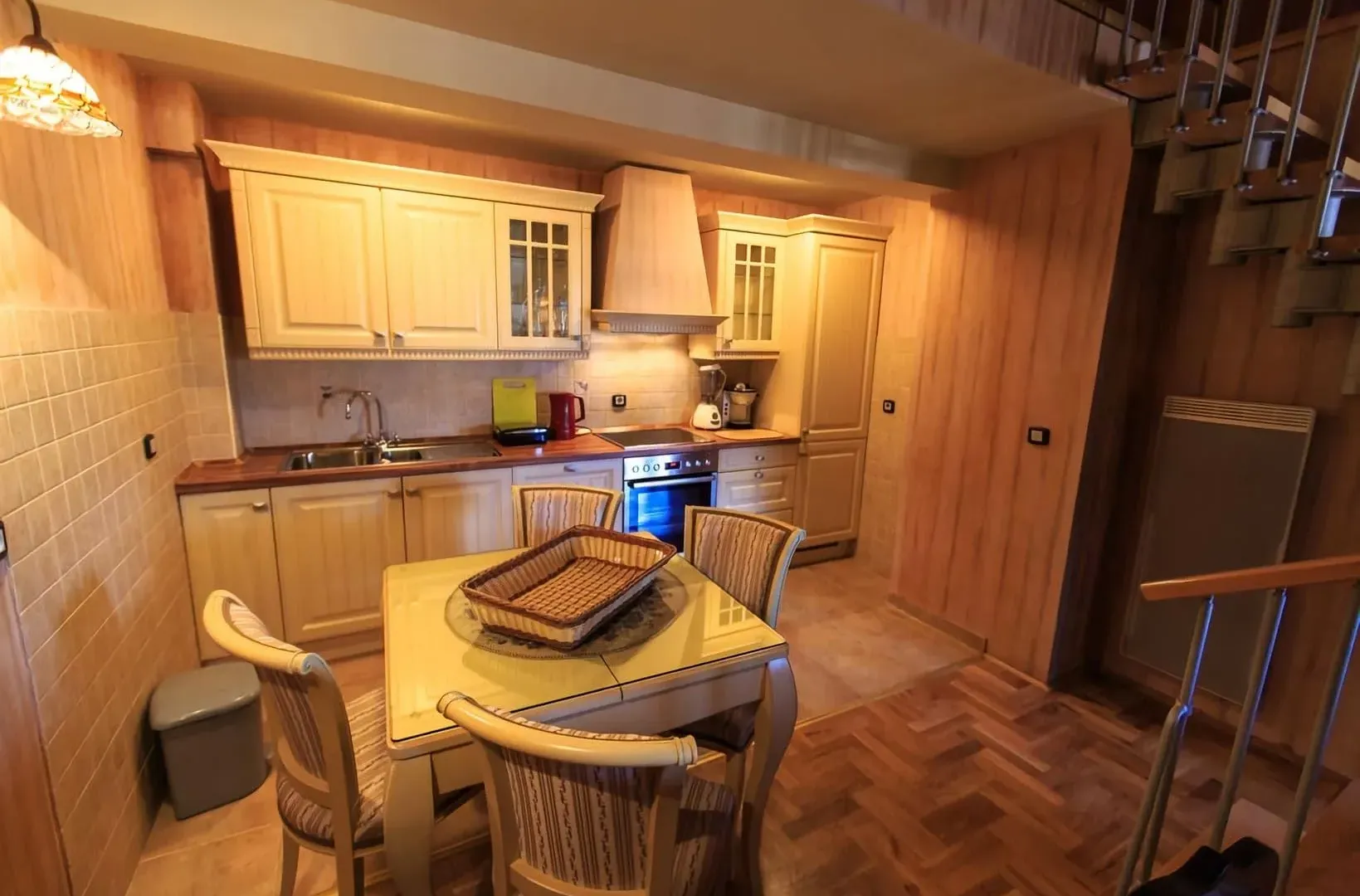 Prodaja, stan, 79m², Kotor, Crna Gora