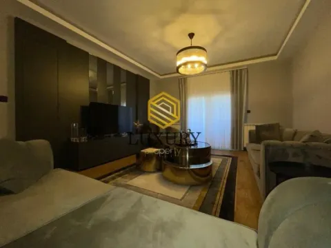 Izdavanje, kuća, 380m², Zeta, Podgorica - image 11