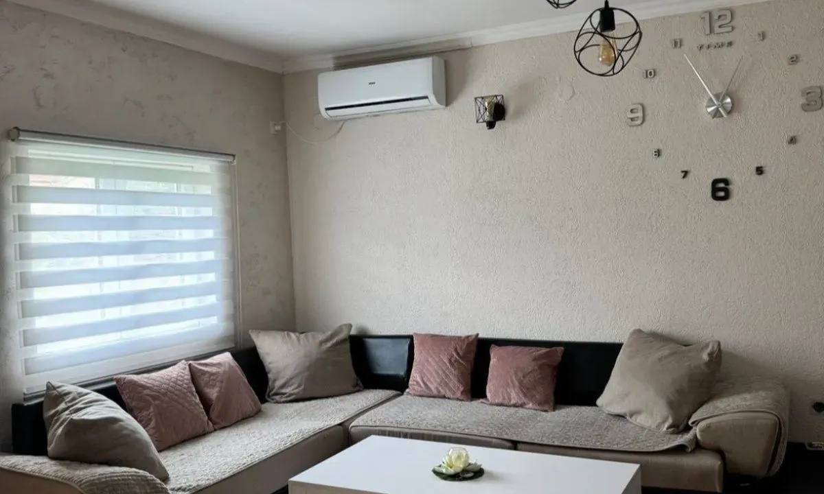 Izdavanje, kuća, 60m², Donja Gorica, Podgorica