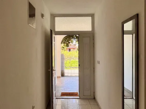Rent, two bedroom apartment, 85m², Gornja Gorica, Podgorica - image 7