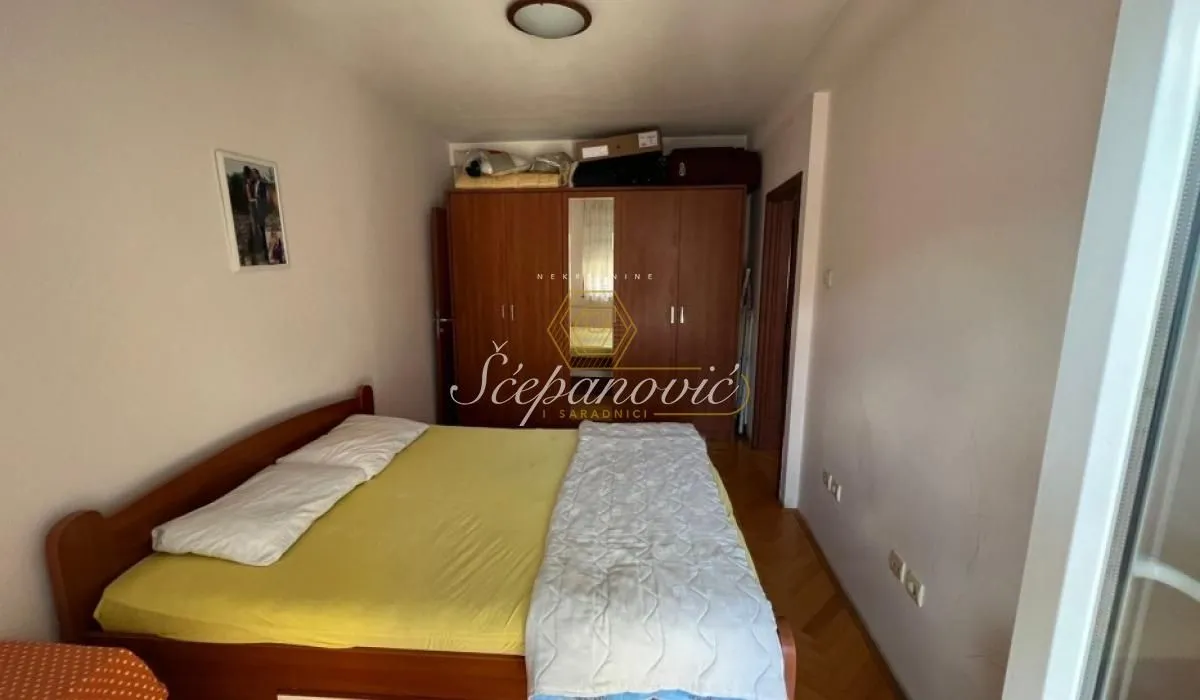 Izdavanje, trosoban stan, 72m², Podbara, Novi Sad Sve Podlokacije