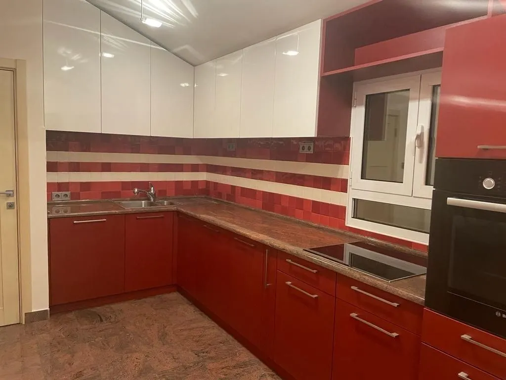 Prodaja, kuća, 194m², Tripovići, Tivat