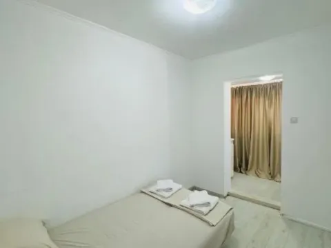 Izdavanje, stan, 50m², Kotor, Crna Gora - image 6