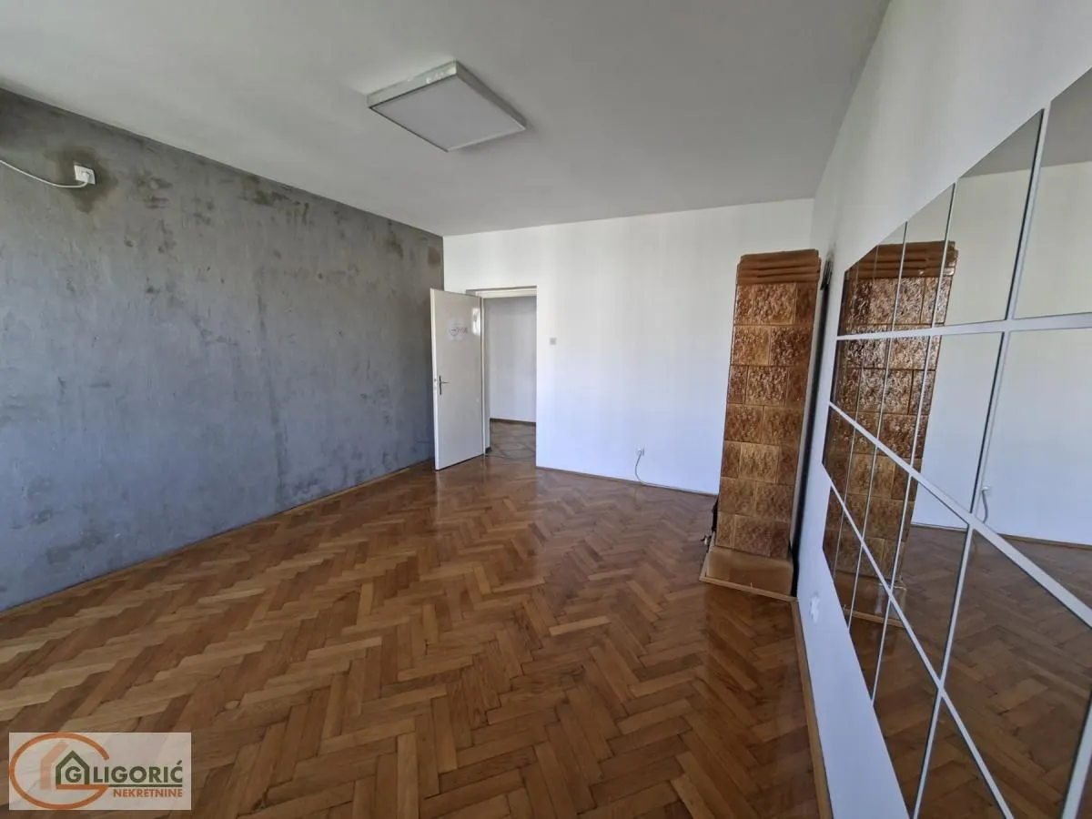 Sale, two bedroom apartment, 68m², Stari Grad, Beograd